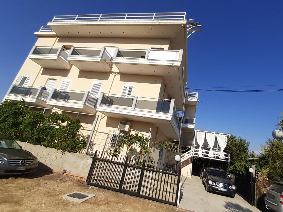 Collaku Apartment'S Vlorë Exterior foto