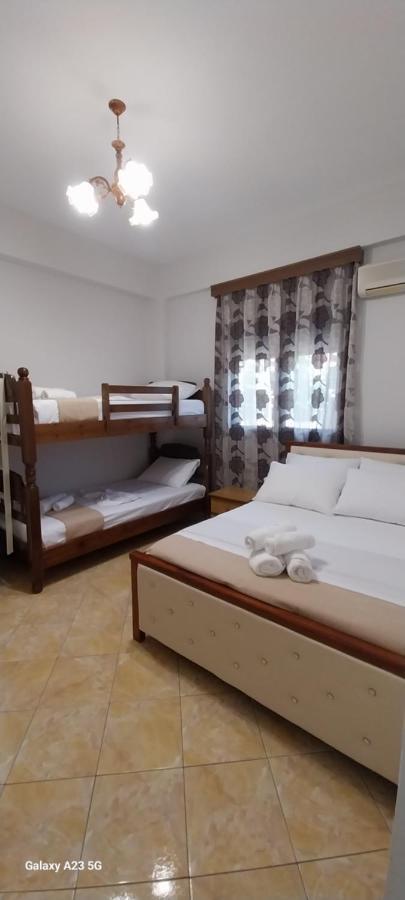 Collaku Apartment'S Vlorë Exterior foto