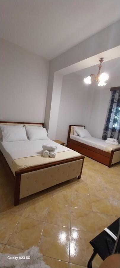 Collaku Apartment'S Vlorë Exterior foto